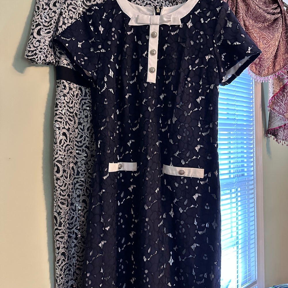Karl Lagerfeld womens Navy and White Lace Dress buttons like new
